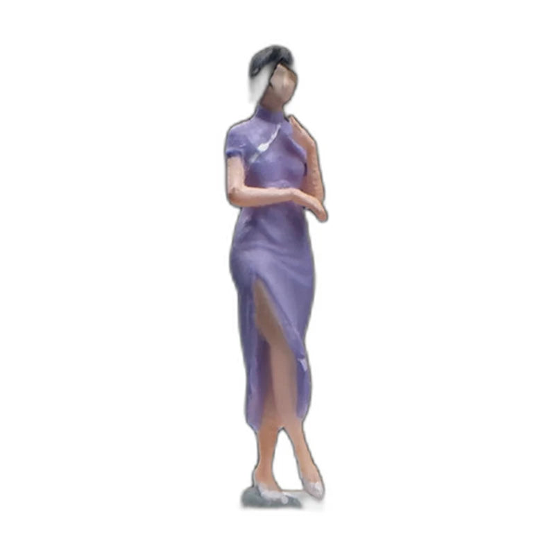 1:64 Miniature Figures – 50 People, Animals & Props, Lady base